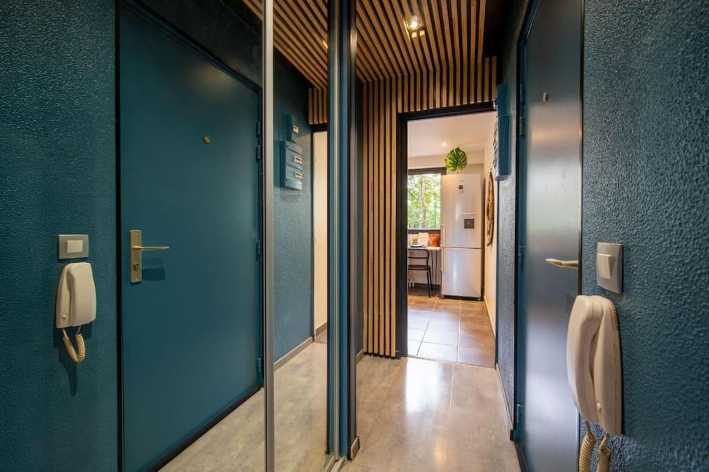 Air-Conditioned Apartment With Private Parking 马赛 外观 照片