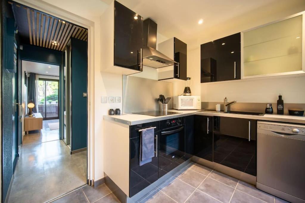 Air-Conditioned Apartment With Private Parking 马赛 外观 照片